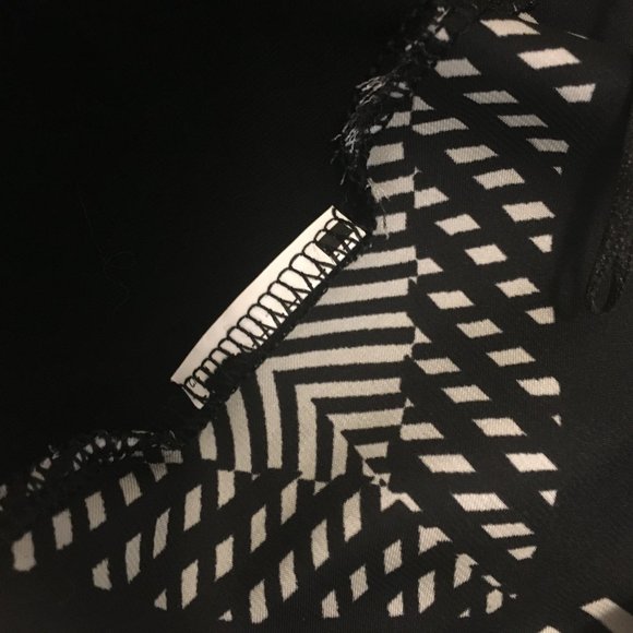 Stile Benetton Disco-Tech Circle Neck Tank Top - Picture 9 of 13